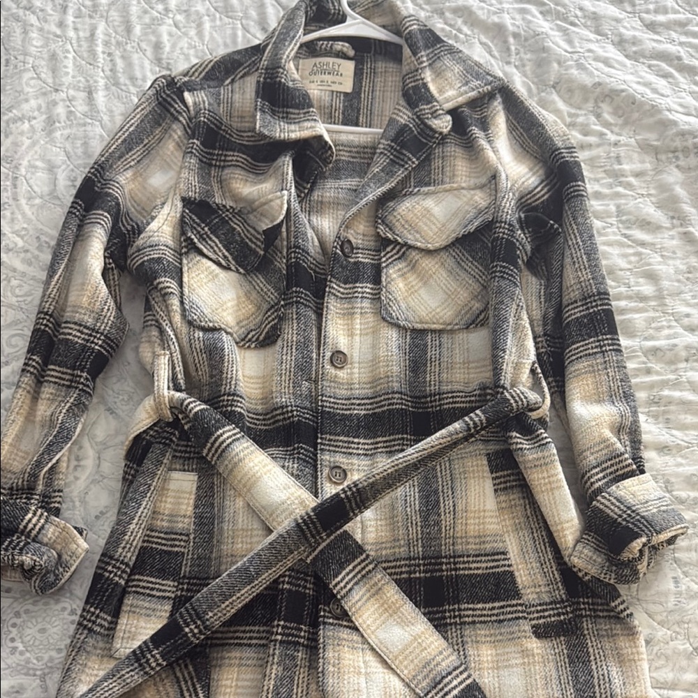 Plaid Women's Jacket in Black and Cream